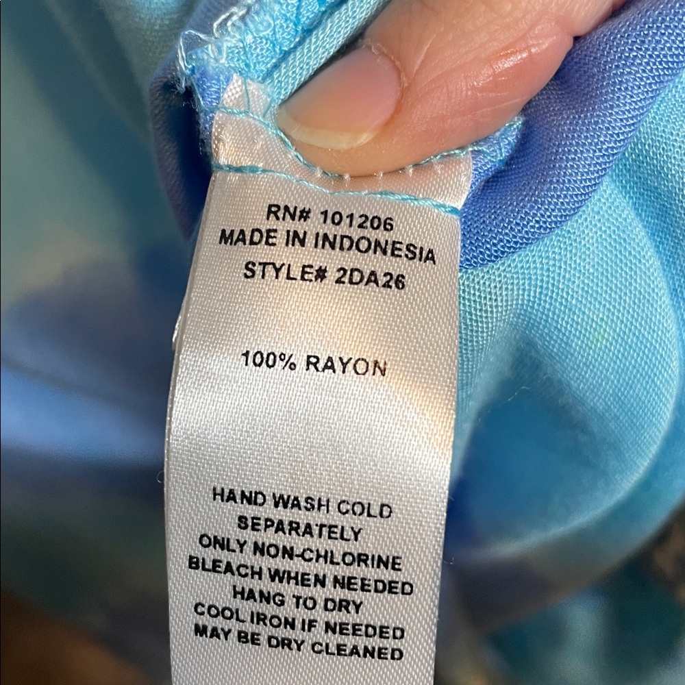 Soft Surroundings Aqua and Mint Swim Cover-Up - Picture 8 of 10